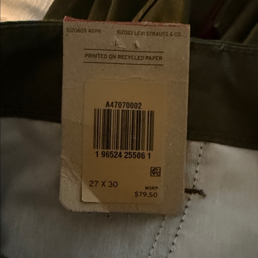 Levi's Women's Olive ‘94 Baggy Cargo Pants 3 pairs make an offer - Picture 5 of 6